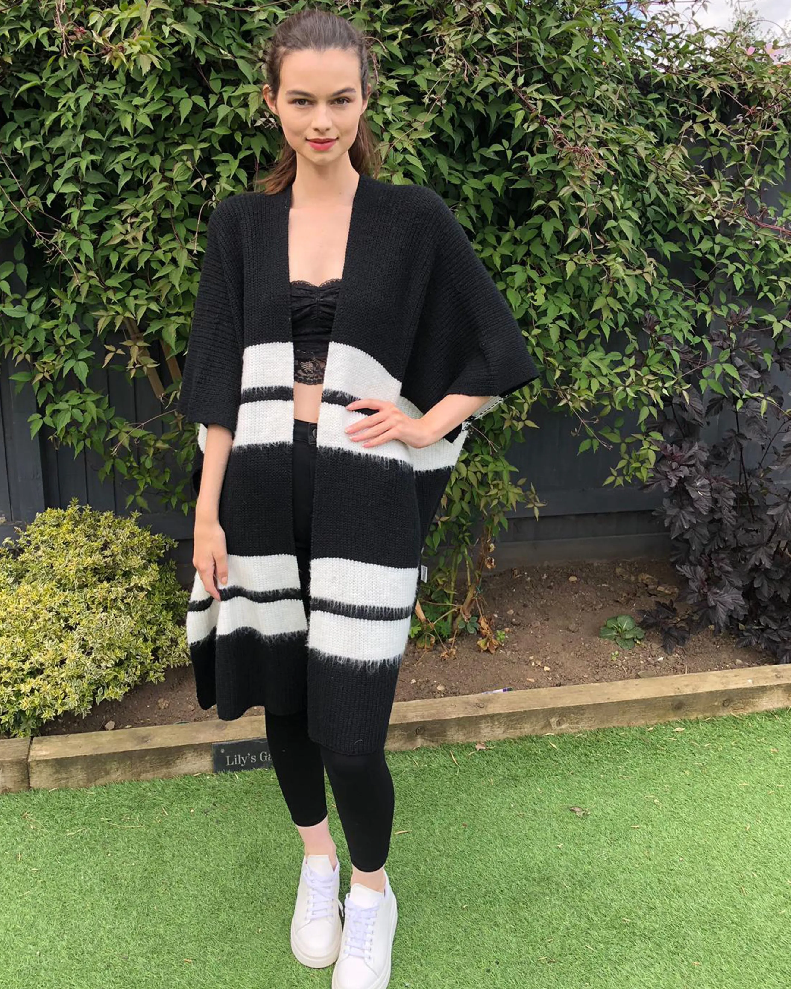 Black & White Stripe Knitted Phocho