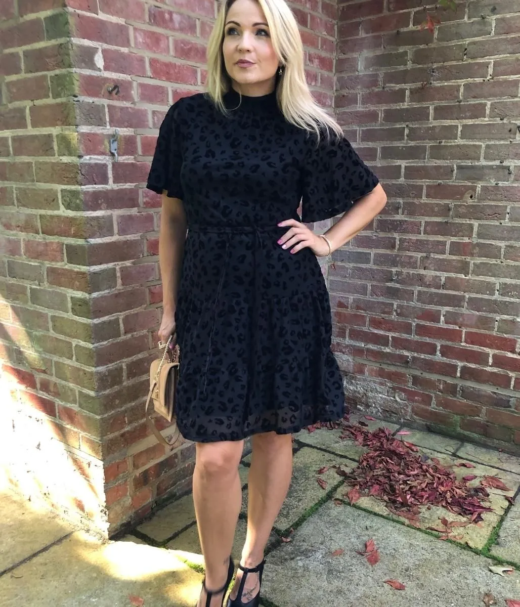 Black Angel Sleeve Velvet Print Dress