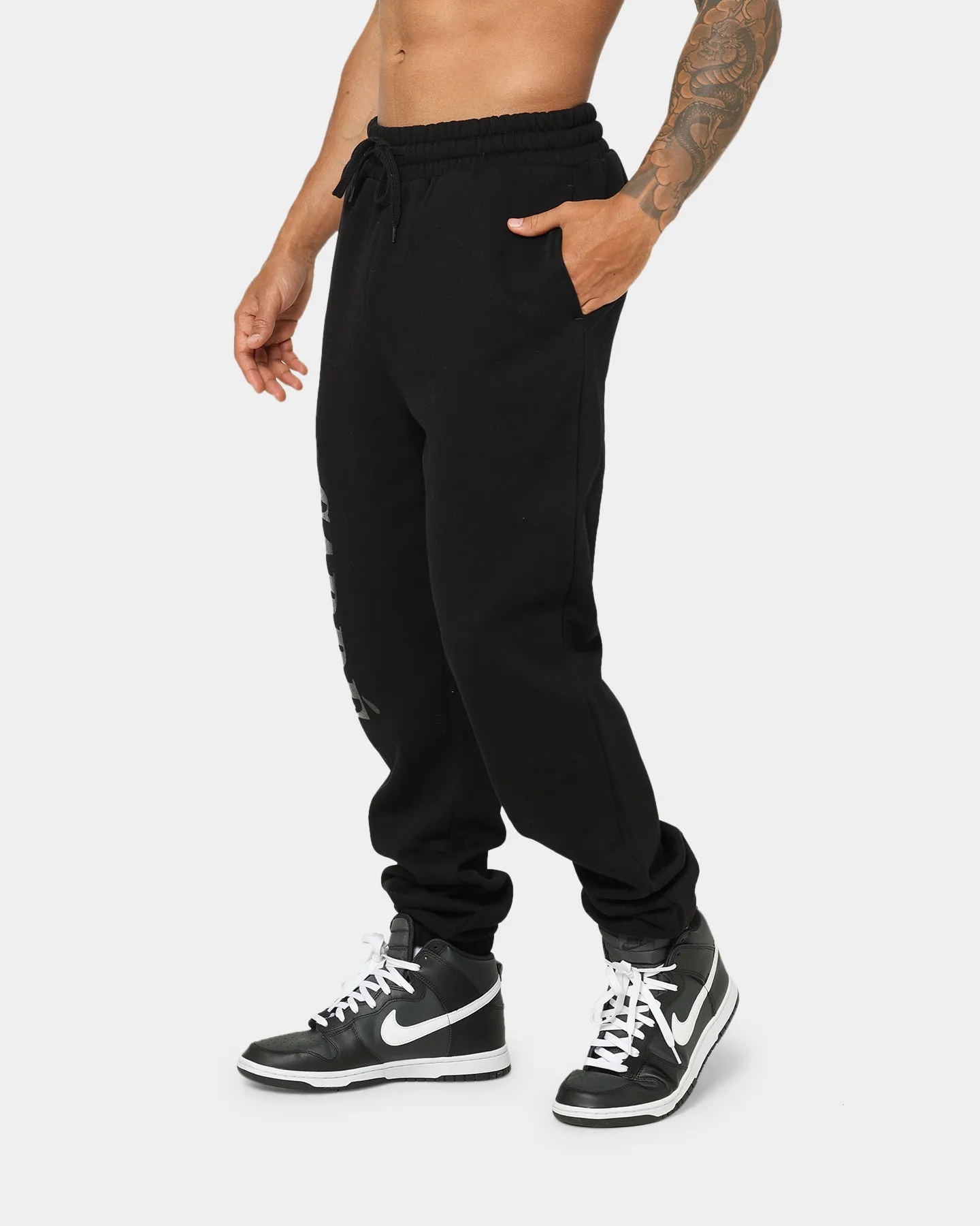 Carre Etoiles Premium Sweat Pants Black