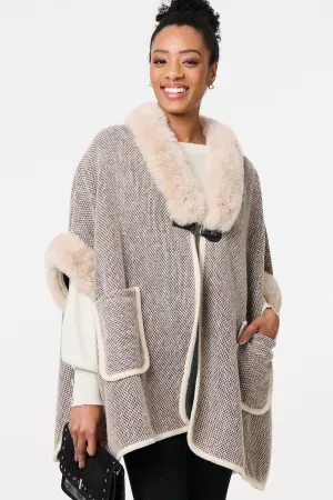 Faux Fur Trim 1/2 Sleeve Buckled Poncho