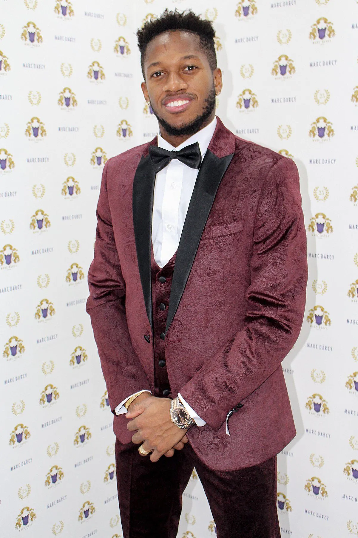 Fenerbahçe And Brazil Midfielder Fred in Simon Wine Velvet Suit