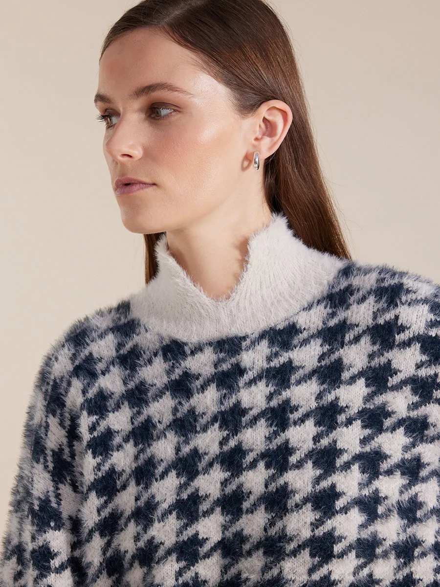 Long Sleeve Houndstooth Sweater