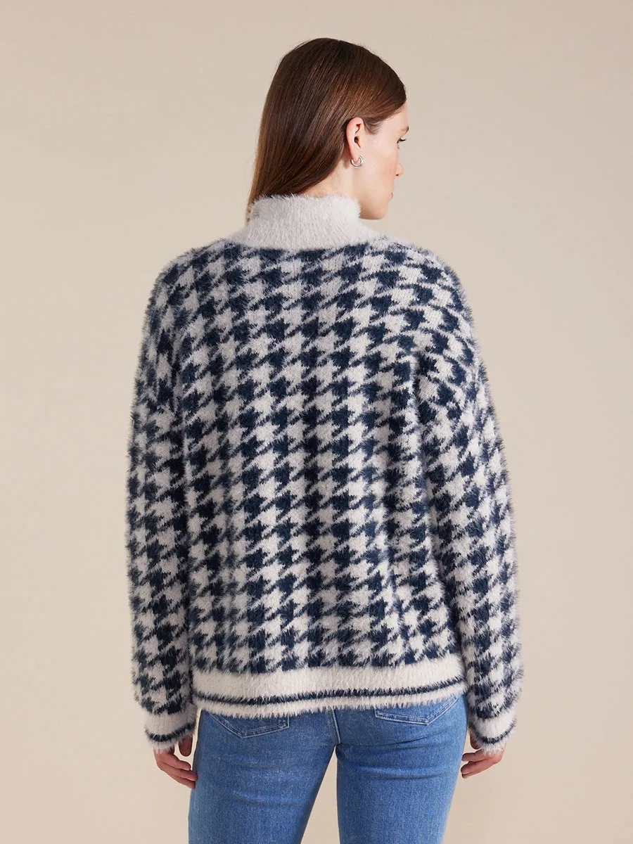 Long Sleeve Houndstooth Sweater