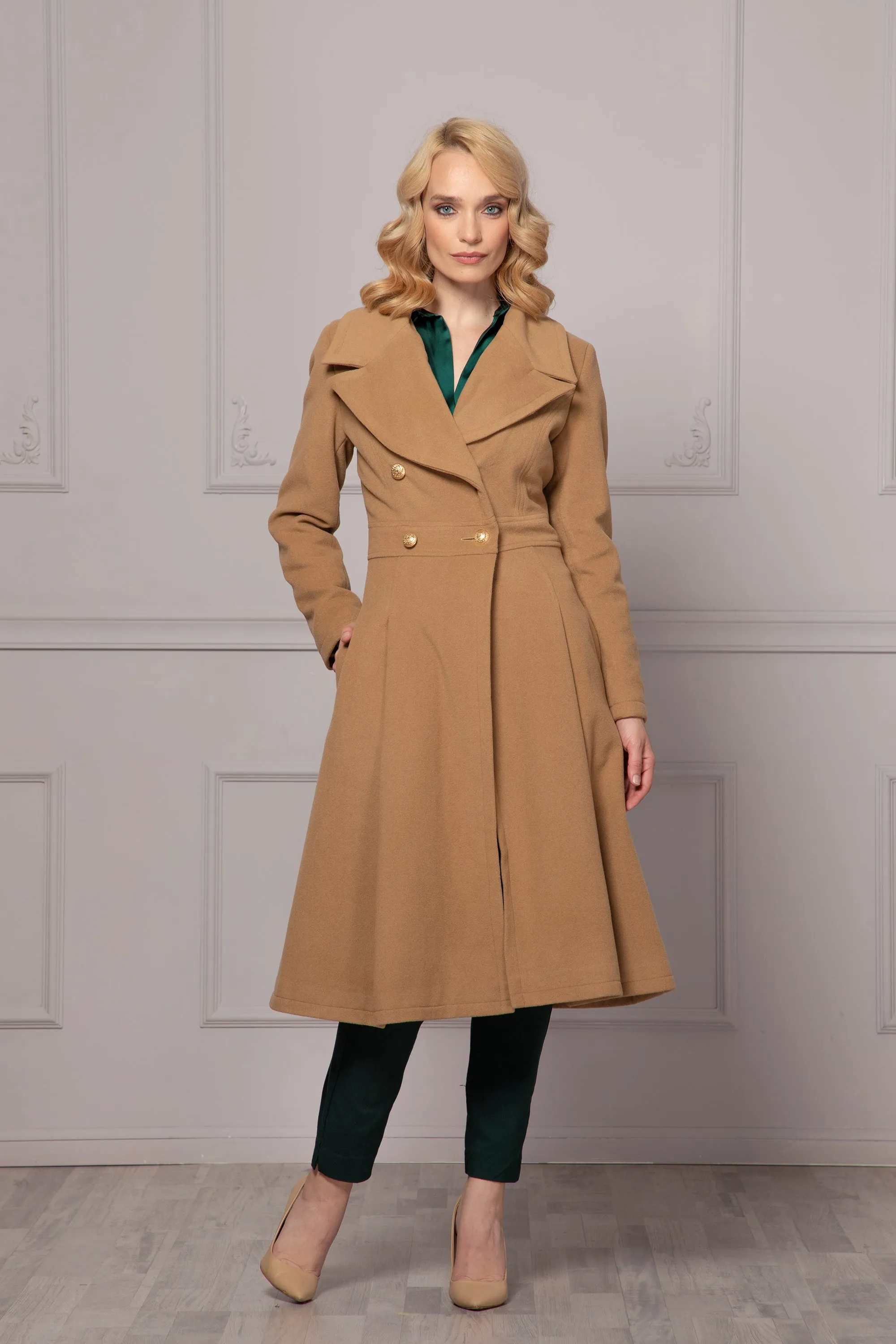 VINTAGE STYLE COAT