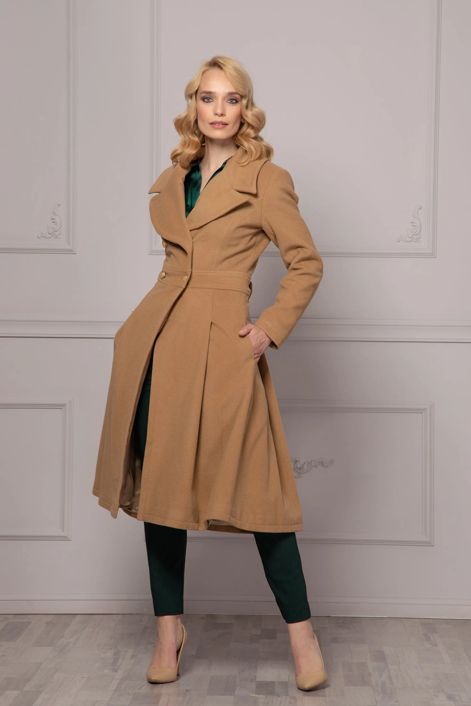 VINTAGE STYLE COAT